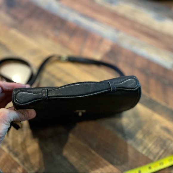 Vintage COACH Black Leather Crossbody - Picture 3 of 15